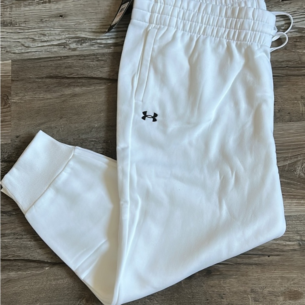 NWT Under Armour WOMENS White Joggers XXL